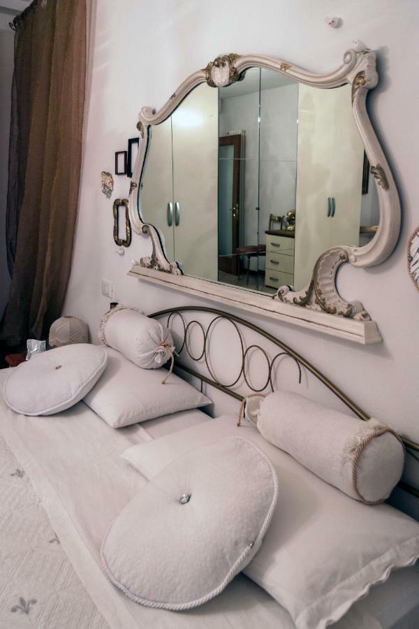 Casa Del Sole Appartamento N° 2 White And Gold Room Гавардо Екстер'єр фото